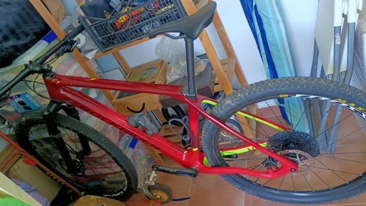 Un vecino de Chiclana ofrece una gran recompensa a quien encuentre esta bicicleta.  FACEBOOK