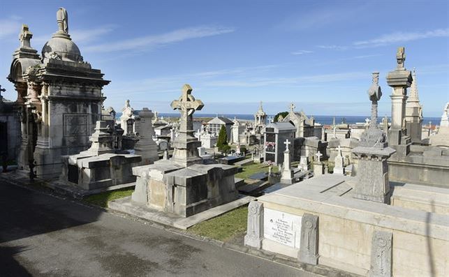 Un cementerio cántabro, en una imagen de archivo.