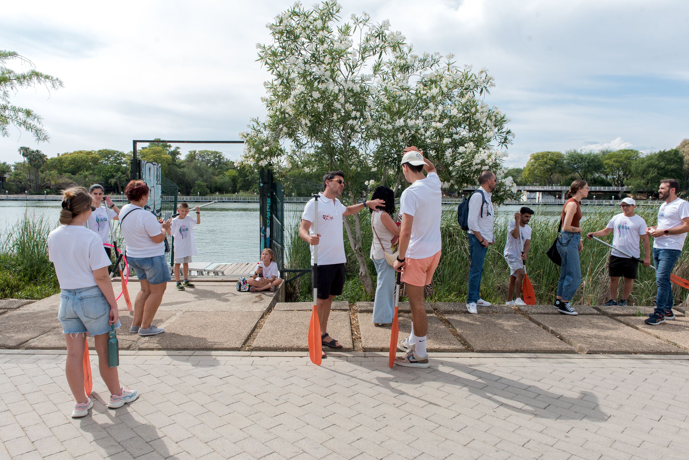 PROYECTO THE CREW TOGETHER INMIGRANTES SEVILLA 2