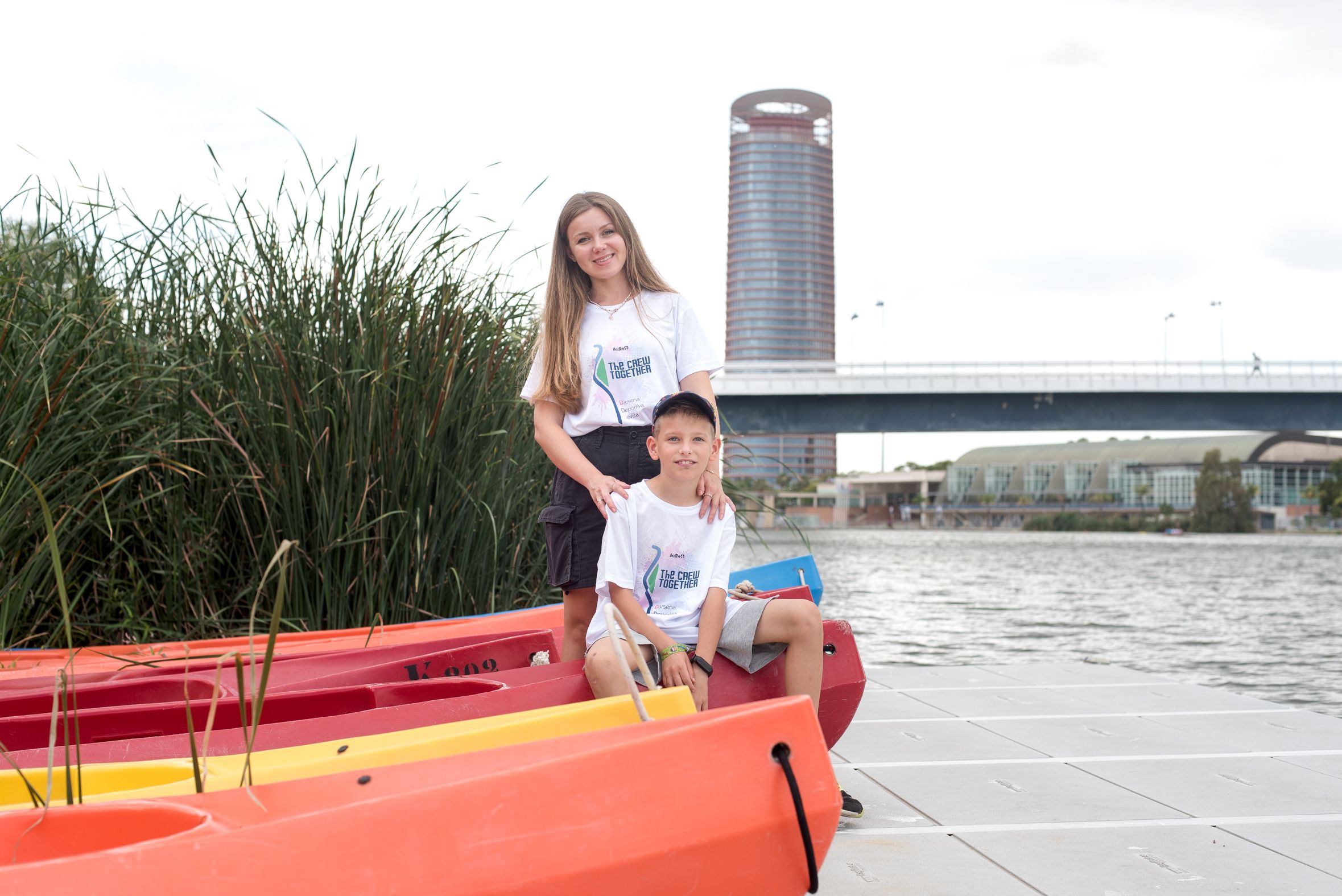 Anastasiia e Ívan son dos de los participantes en este proyecto para la integración de refugiados en Sevilla.