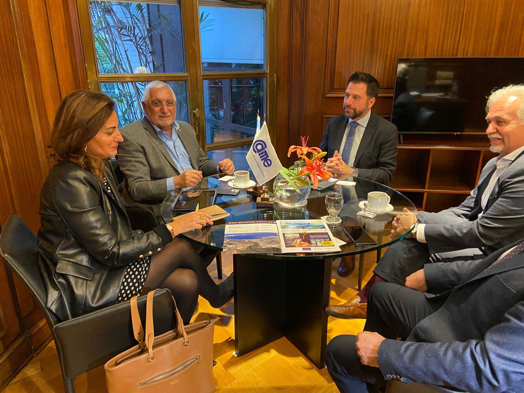 La Zona Franca de Cádiz mantiene relaciones con Argentina.