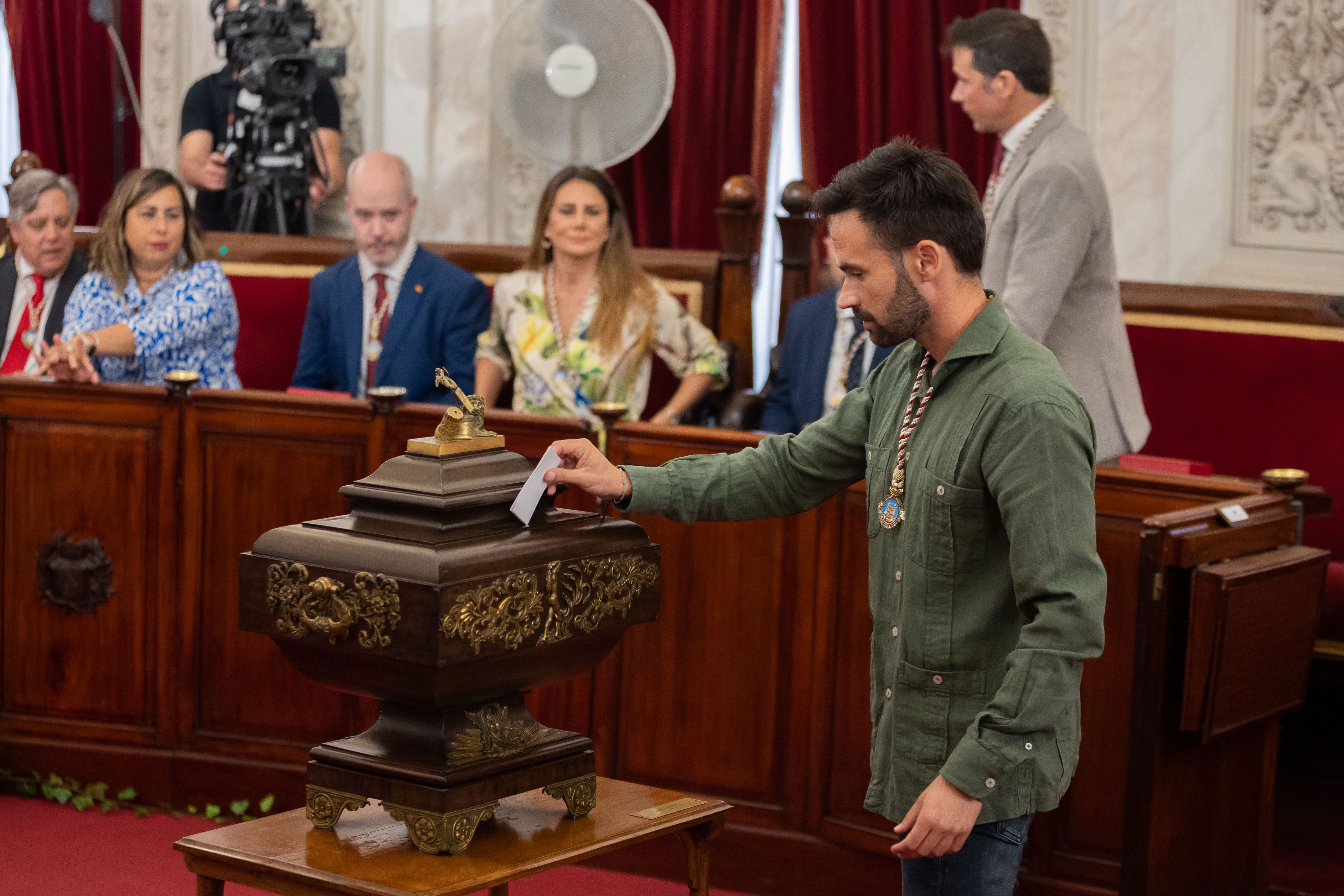 Pleno de investidura de Bruno García