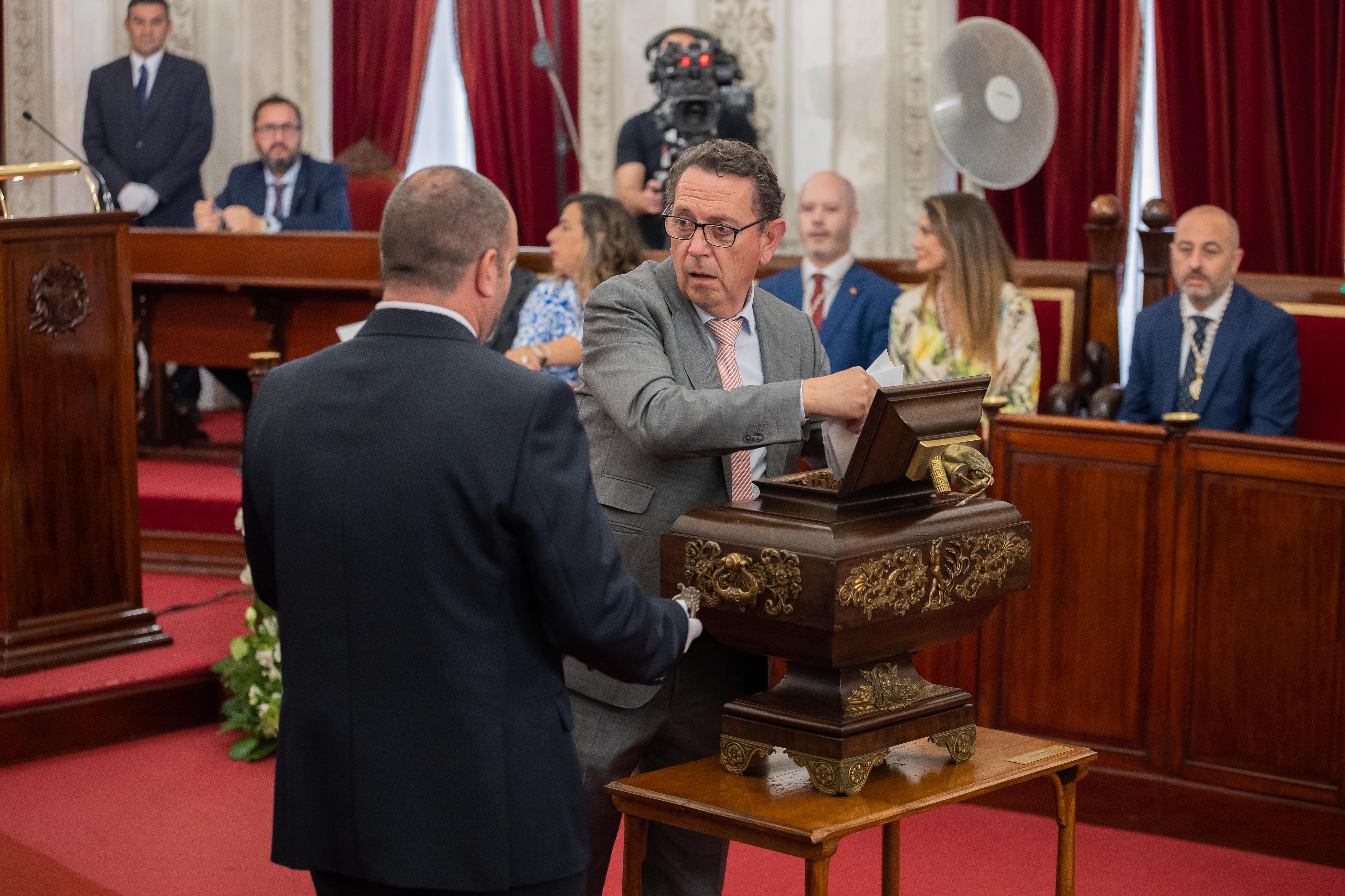 Pleno de investidura de Bruno García