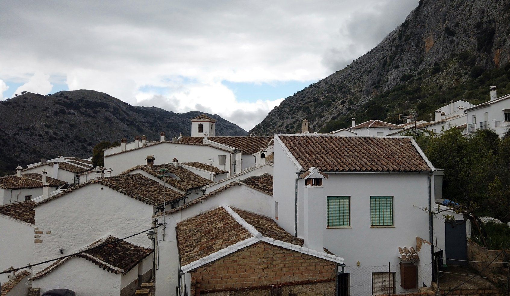 Una vista de Villaluenga del Rosario, en la Sierra de Cádiz, en una imagen de Facebook.