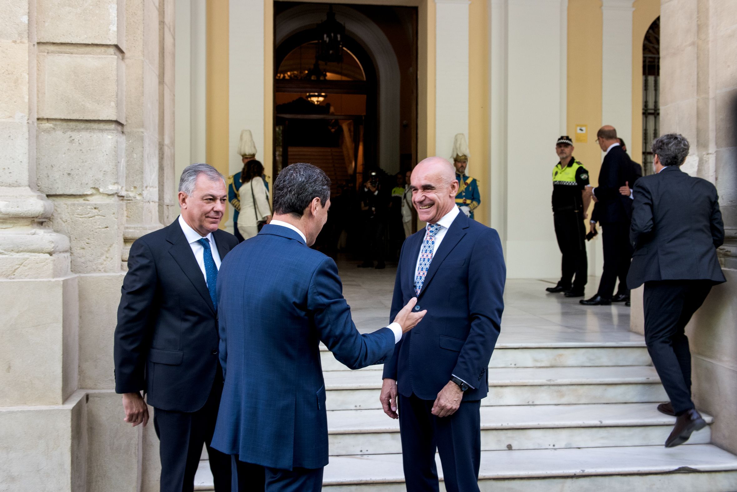 Investidura de José Luis Sanz como alcalde de Sevilla