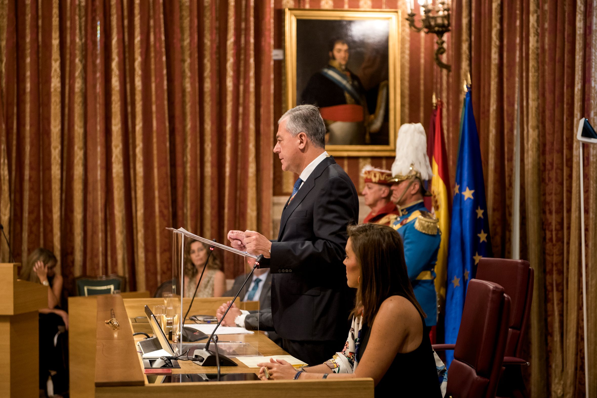 Investidura de José Luis Sanz como alcalde de Sevilla