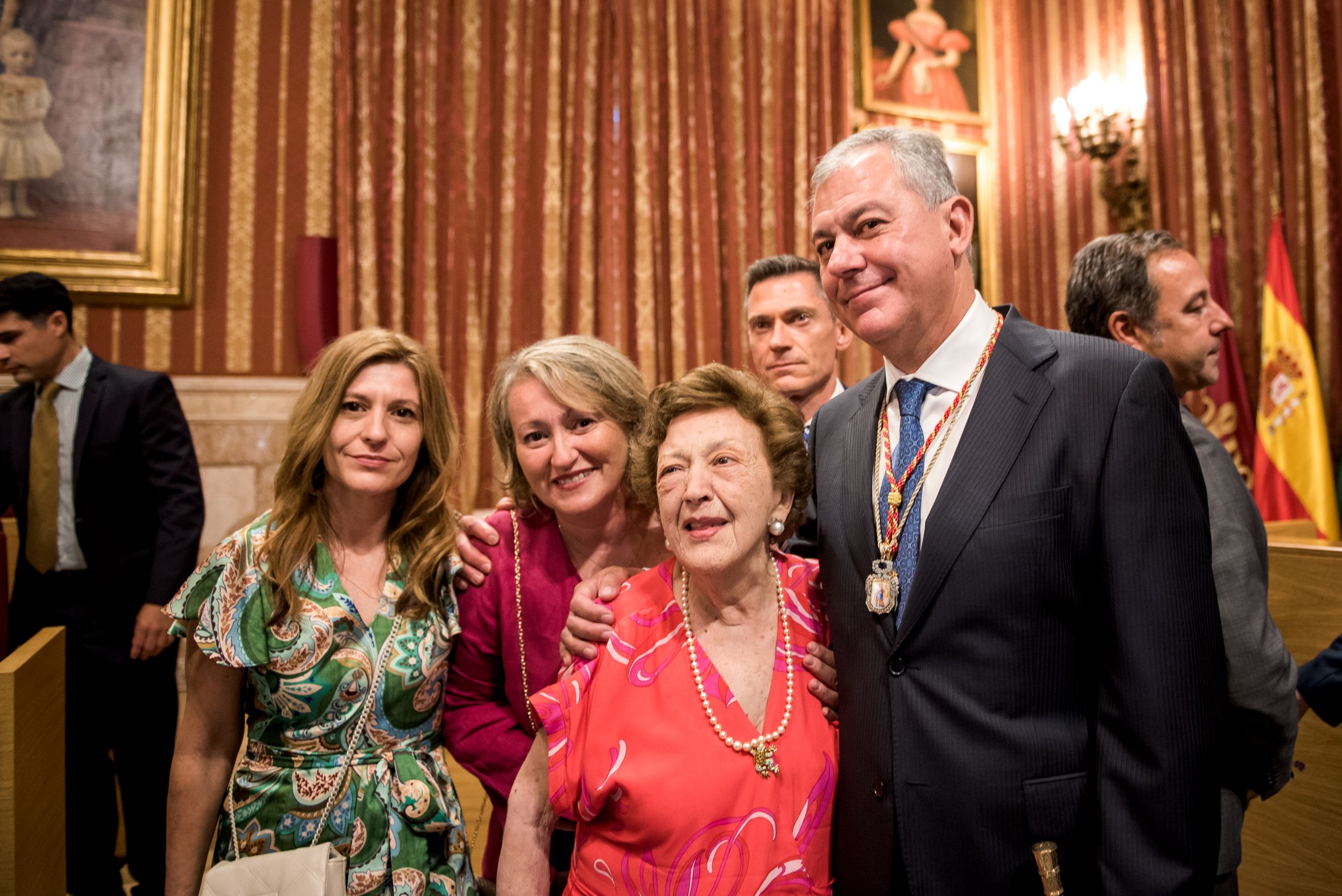 Investidura de José Luis Sanz como alcalde de Sevilla