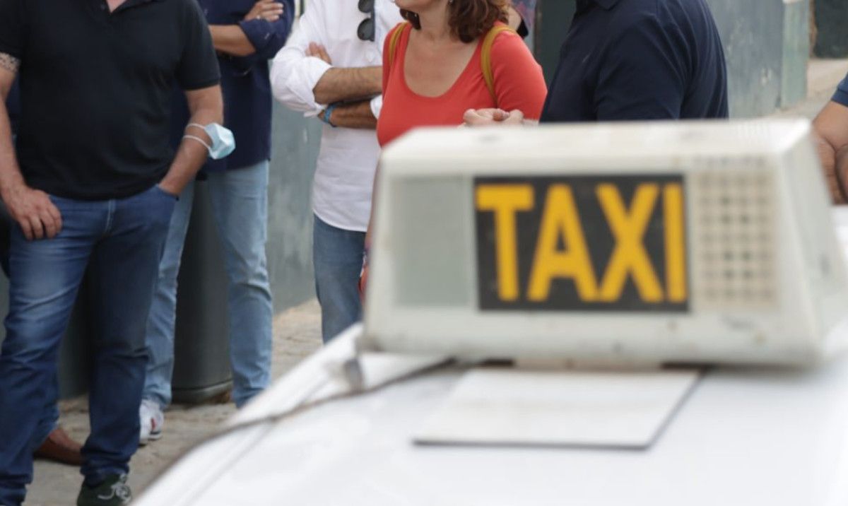 Un taxista en una imagen de archivo.  