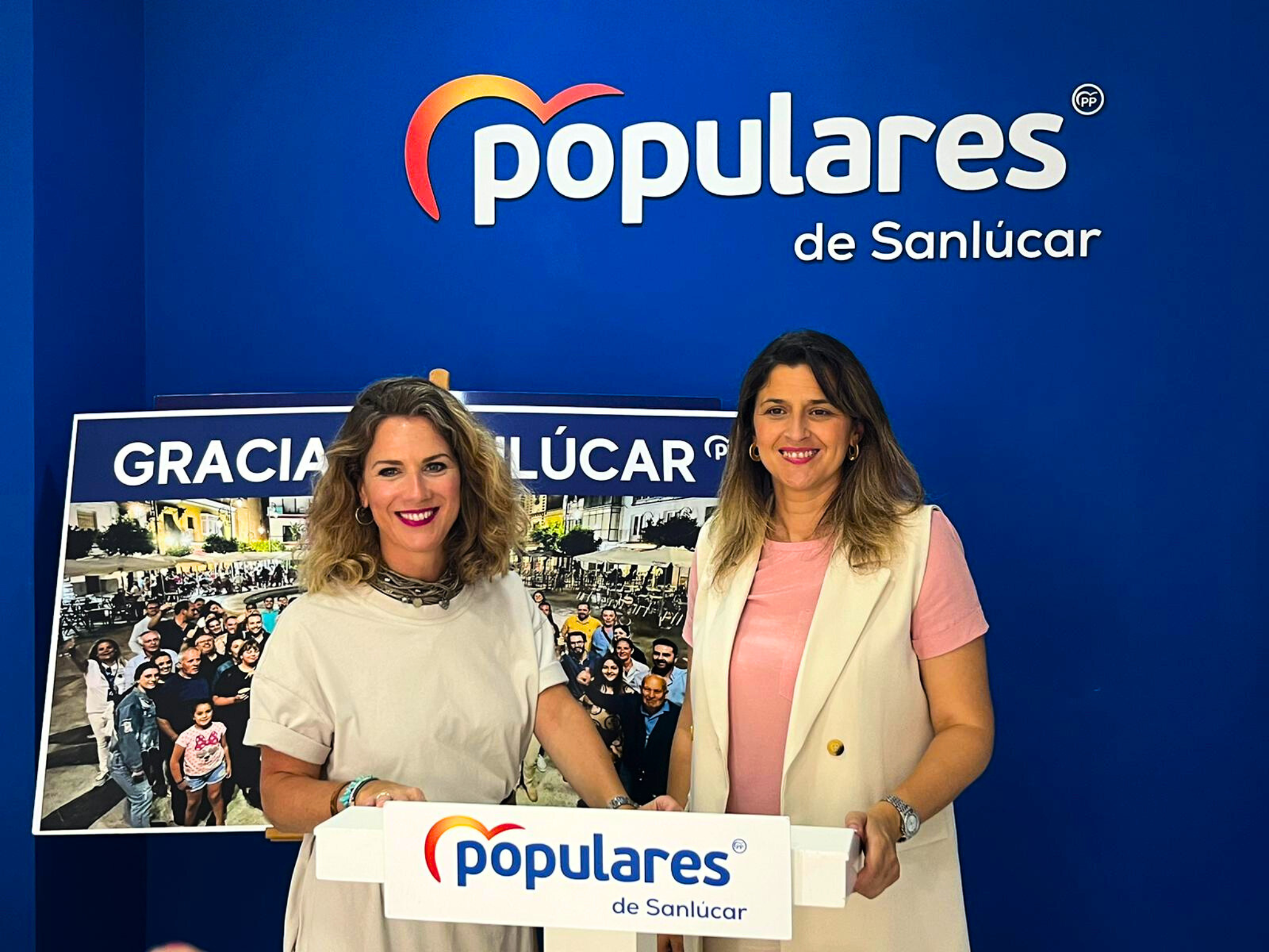 Ana Mestre y Carmen Pérez, este pasado lunes en Sanlúcar.