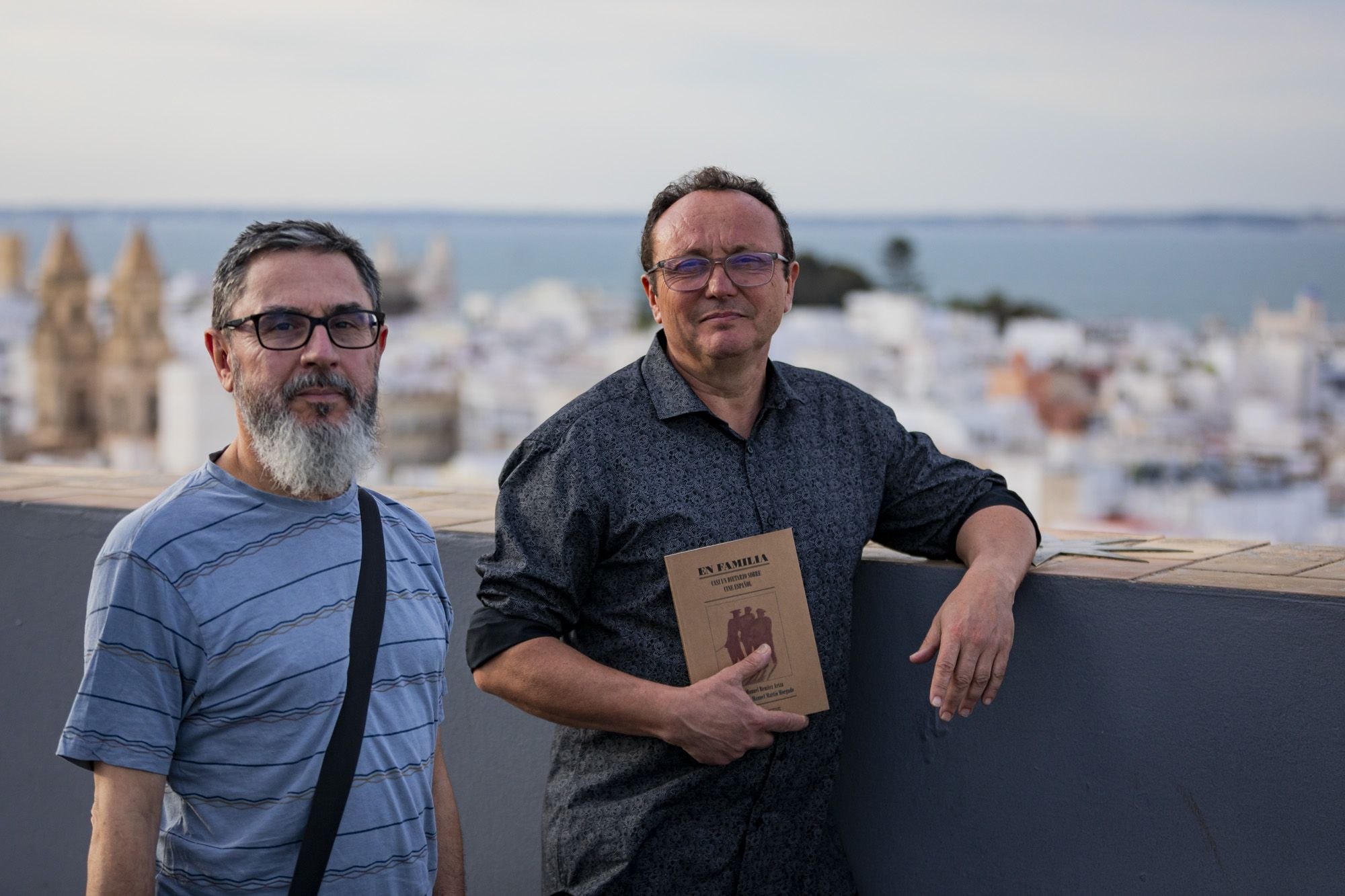 Benítez Ariza y Martín Morgado, en la planta superior de la Torre Tavira durante la presentación.
