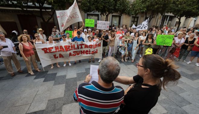 El acuerdo alcanzado ha sido dado a conocer a las puertas del Ayuntamiento de Jerez.
