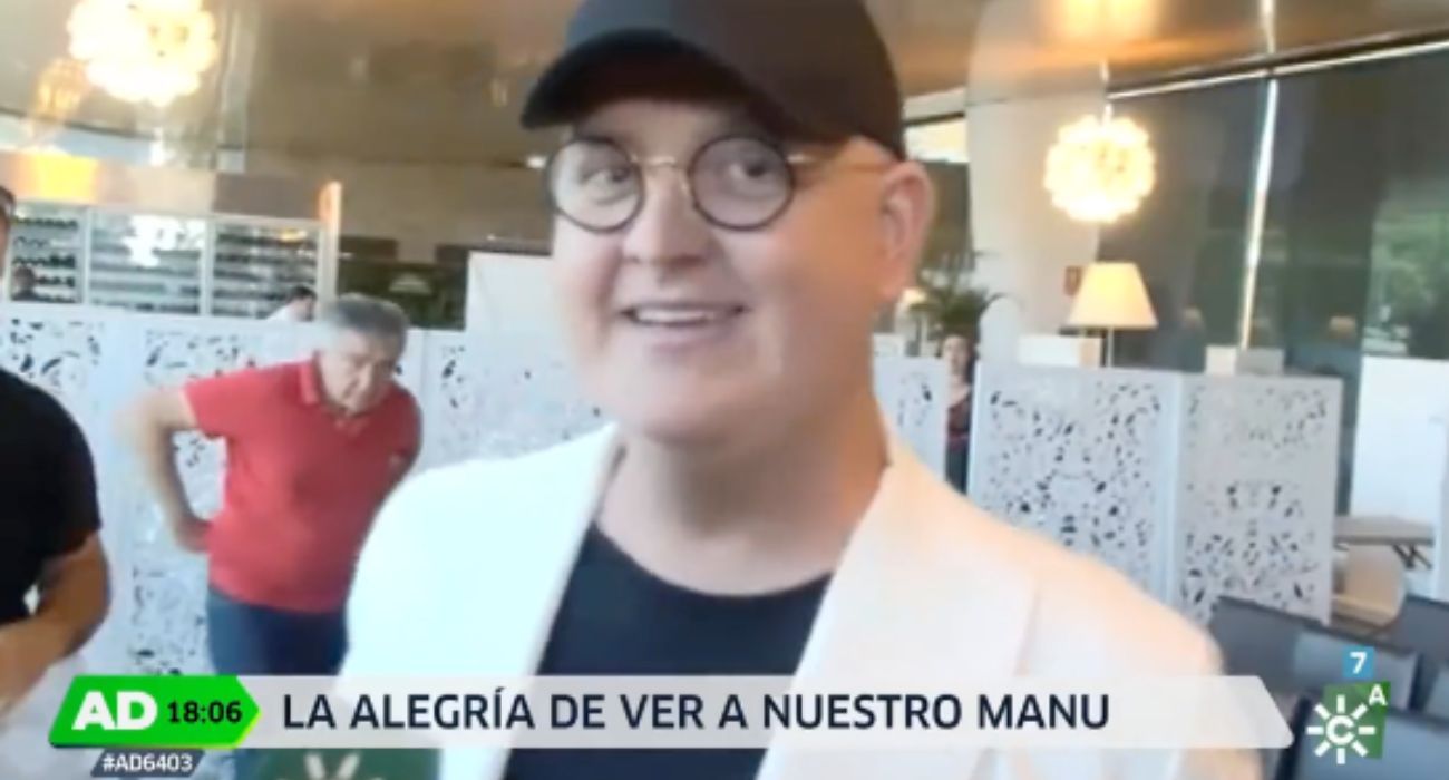 Manu Sánchez, enfrentándose con una sonrisa a la enfermedad. Manu Sánchez, enfrentándose con una sonrisa a la enfermedad.