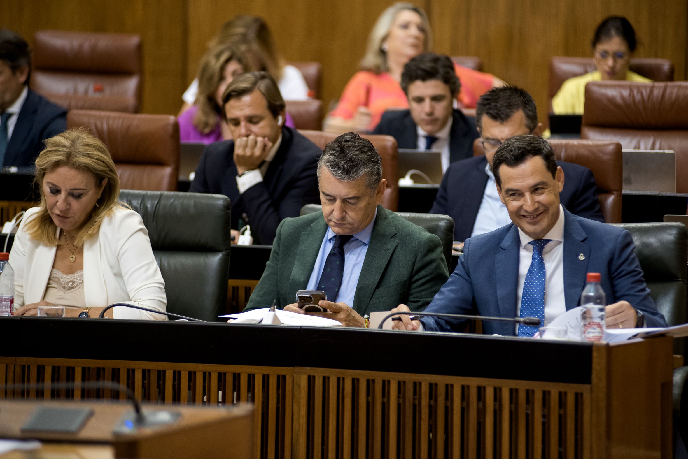Juanma Moreno en el debate sobre política general en el Parlamento. Juanma Moreno en el debate sobre política general en el Parlamento.