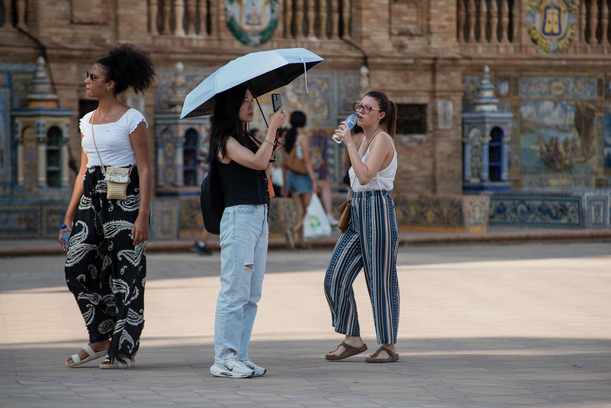 Ola de calor en la plaza de España en Sevilla. 