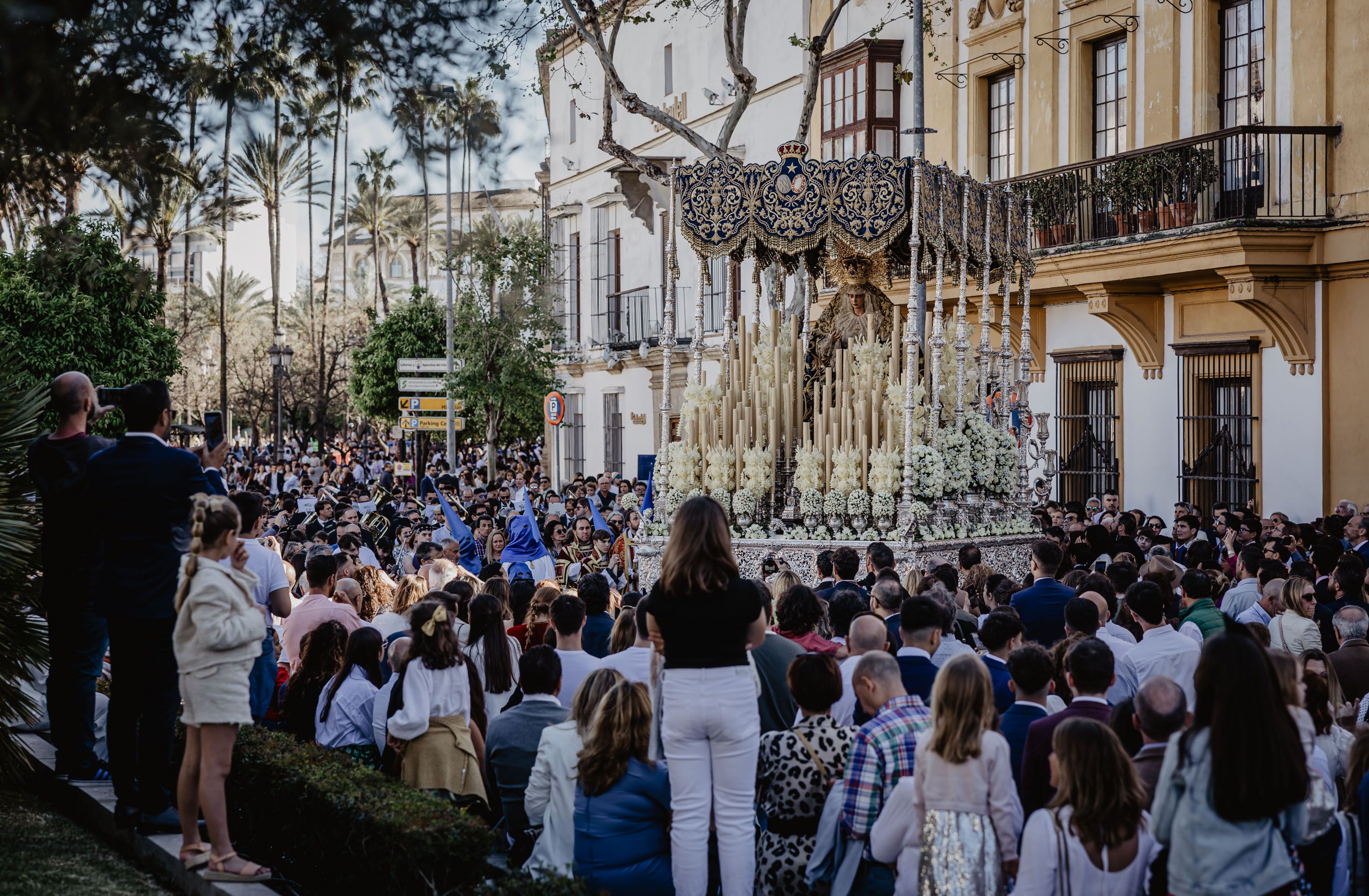El palio de La Estrella el pasado Domingo de Ramos en la calle San Juan Grande.