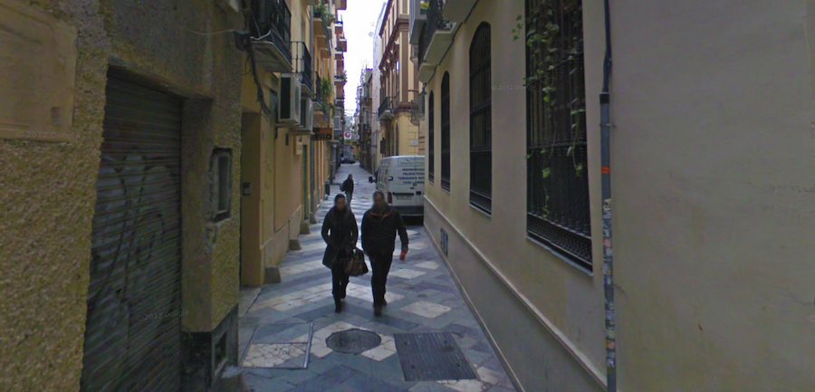 La calle de Málaga donde está la vivienda en la que entró el británico.