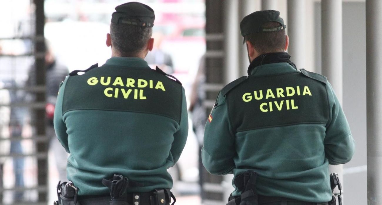Agentes de la Guardia Civil detuvieron este viernes en Chipiona al presunto autor del asesinato machista.