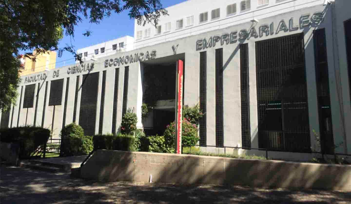 Facultad de Ciencias Económicas y Empresariales de Sevilla.
