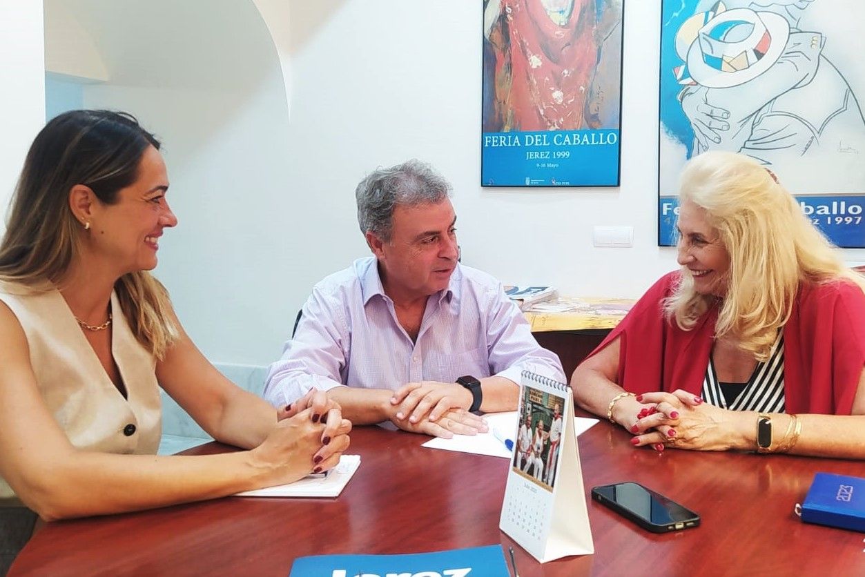 Un momento del encuentro celebrado en el Ayuntamiento. 