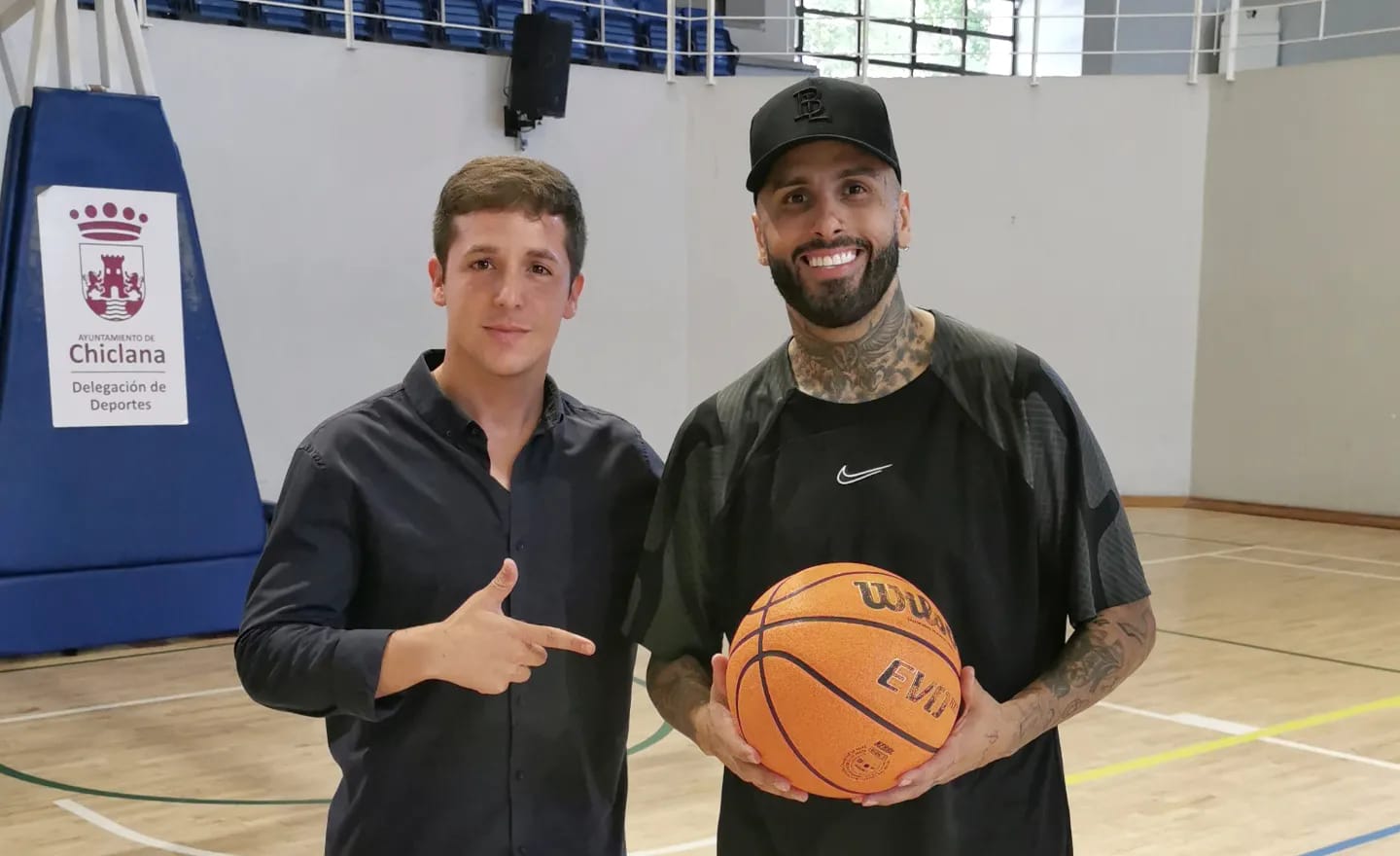 Nicky Jam en las instalaciones deportivas de Chiclana. 