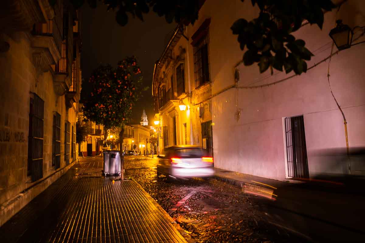A la derecha en la imagen, la enorme fachada de la casa palacio en la Cruz Vieja, en una imagen de archivo.
