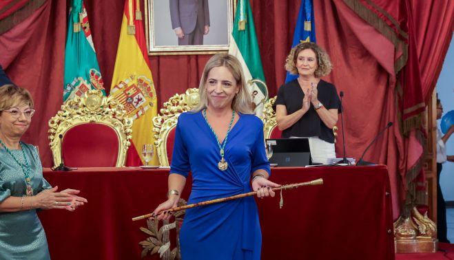 El pleno de investidura de Almudena Martínez