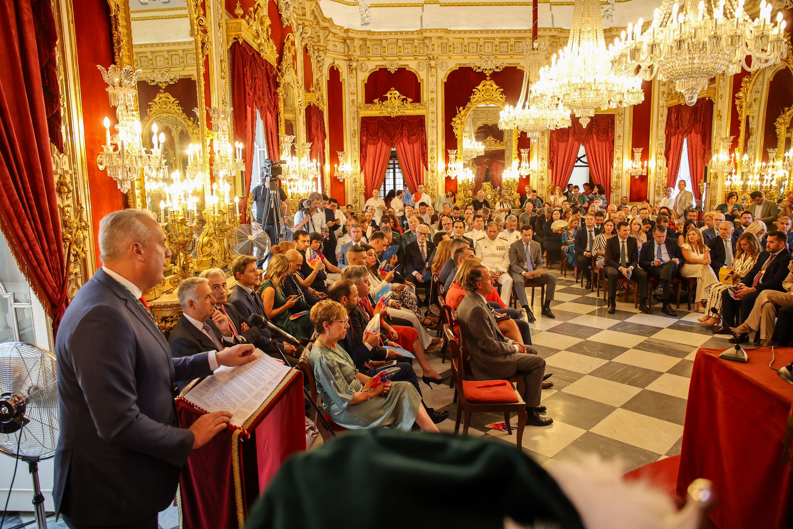 El pleno de investidura de Almudena Martínez