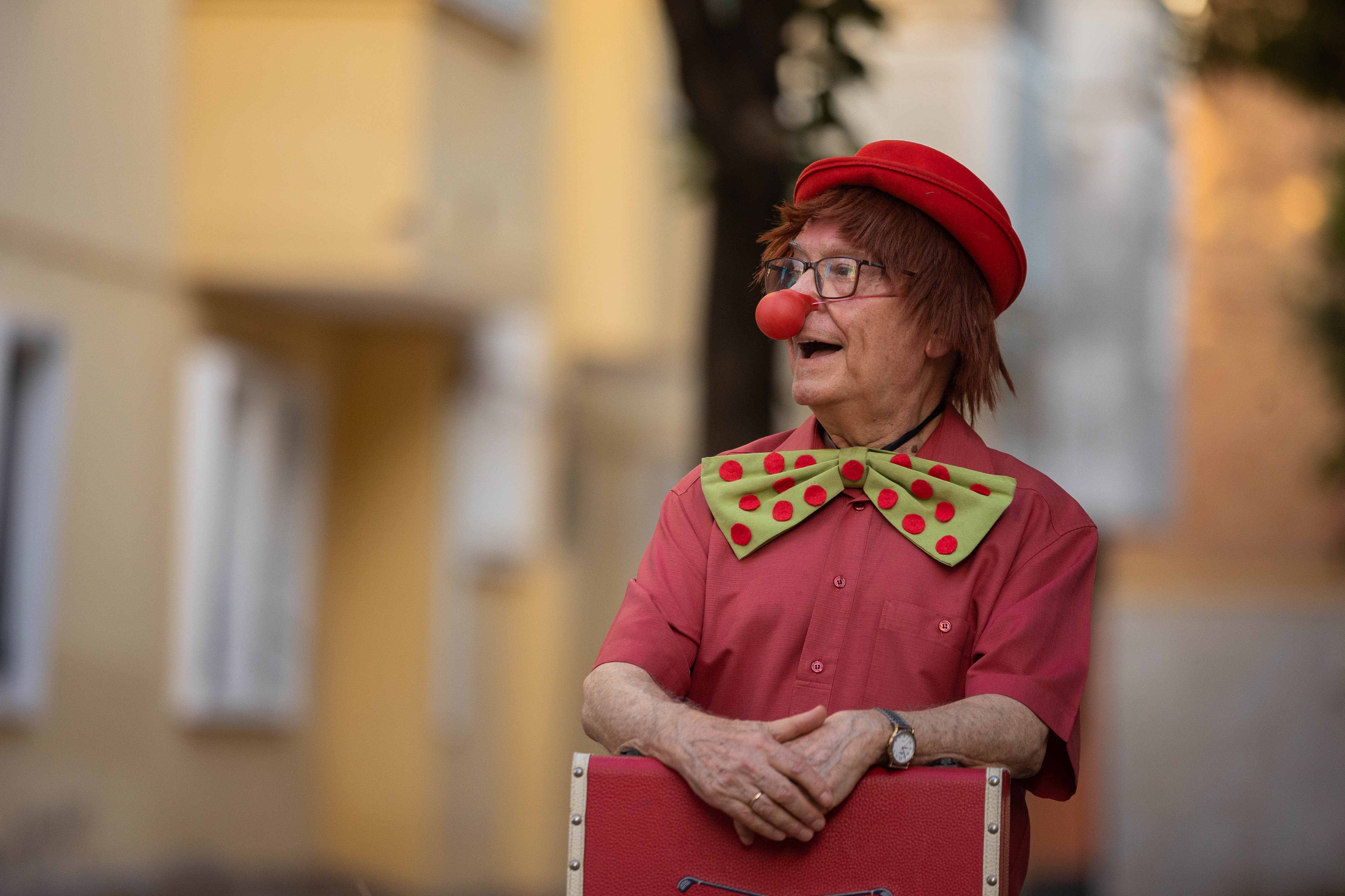 ESTEBAN VIAÑO PAYASO 12