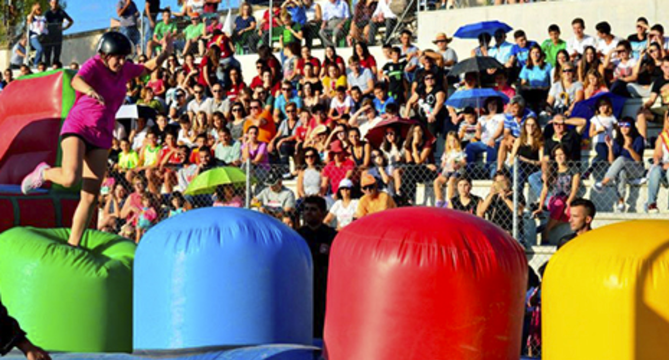 Una de las pruebas de 'Humor amarillo' que realizarán los participantes en Algar.