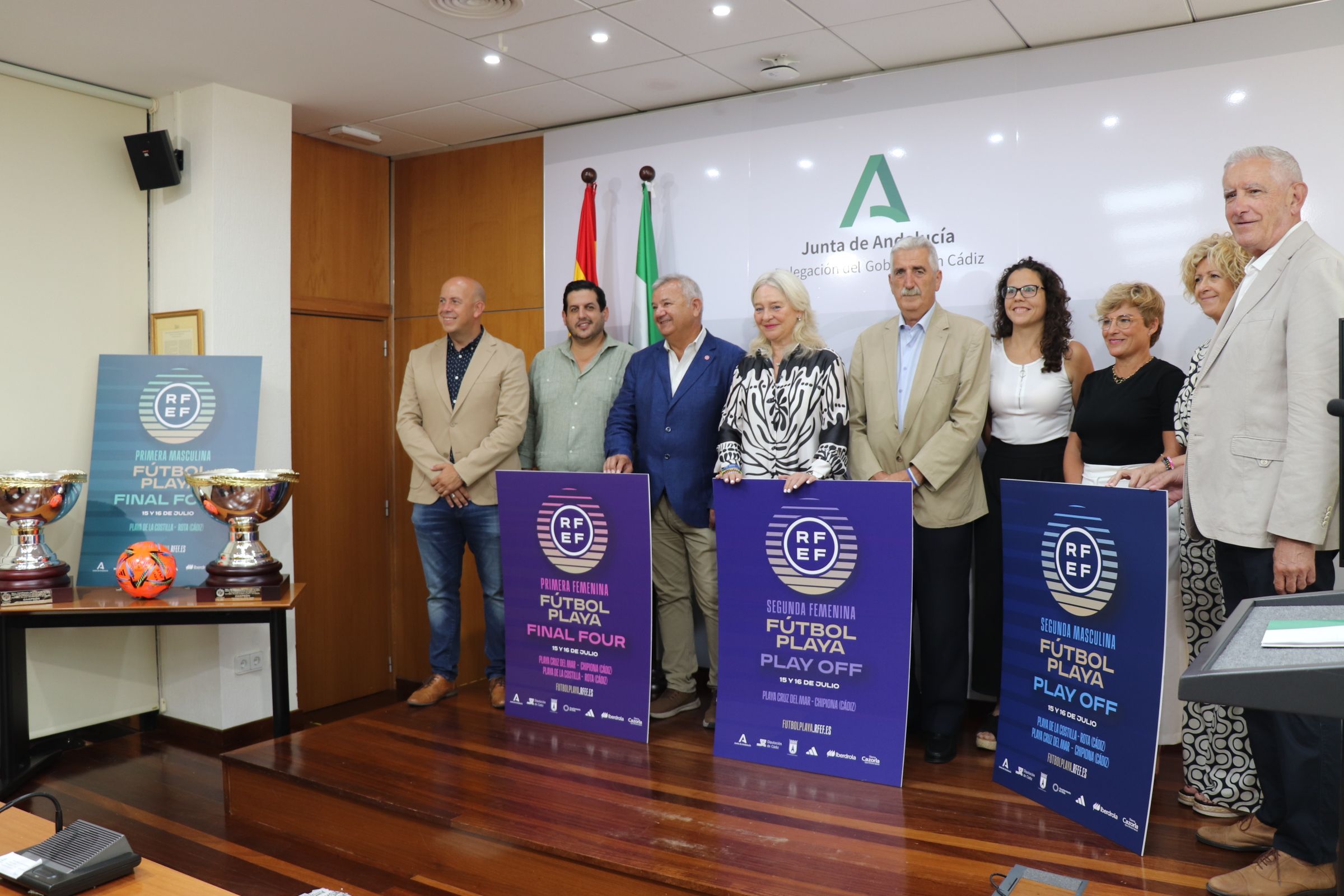 Presentación de las competiciones de fútbol playa. 