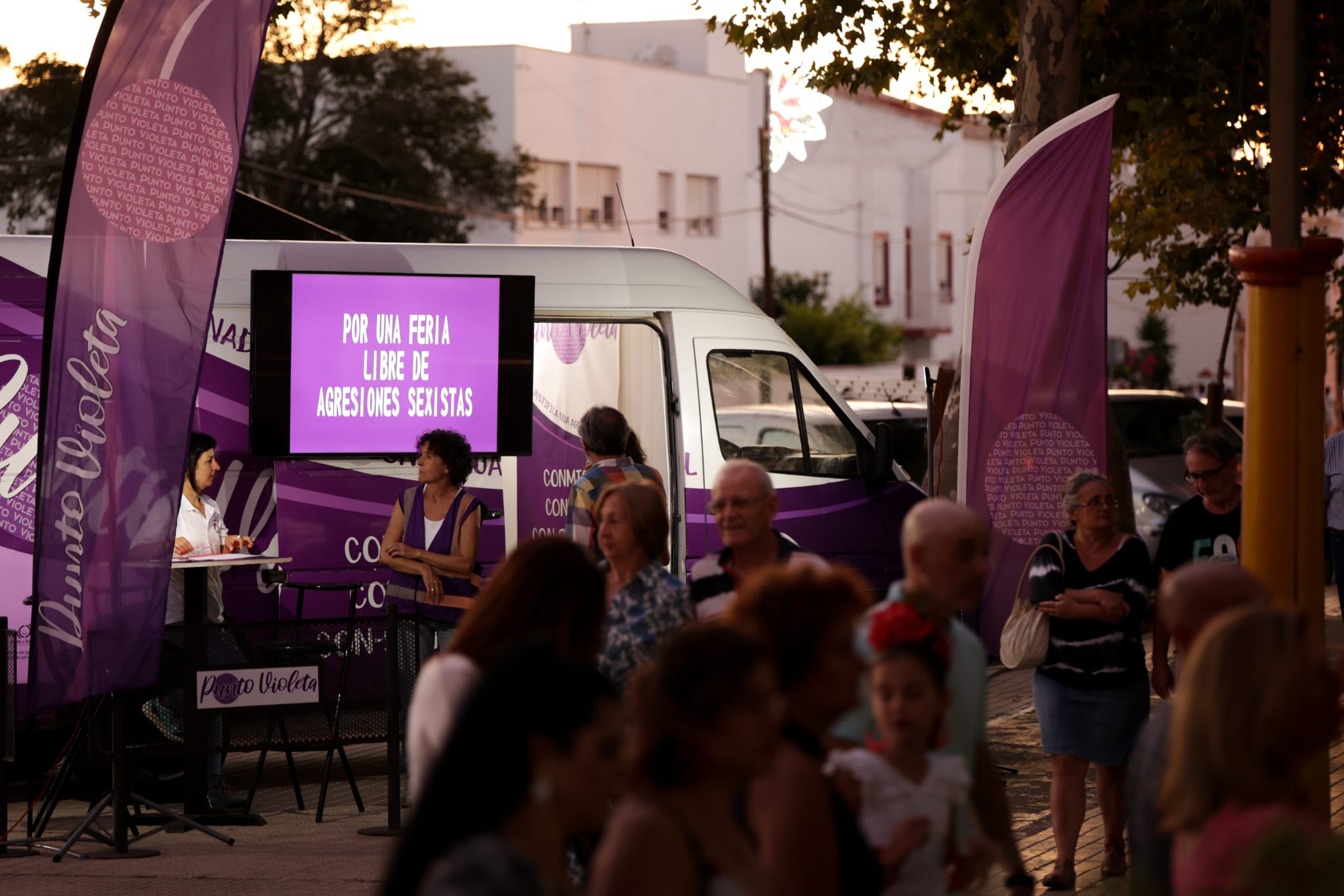 Punto violeta en la Feria del Carmen y la Sal en San Fernando. 