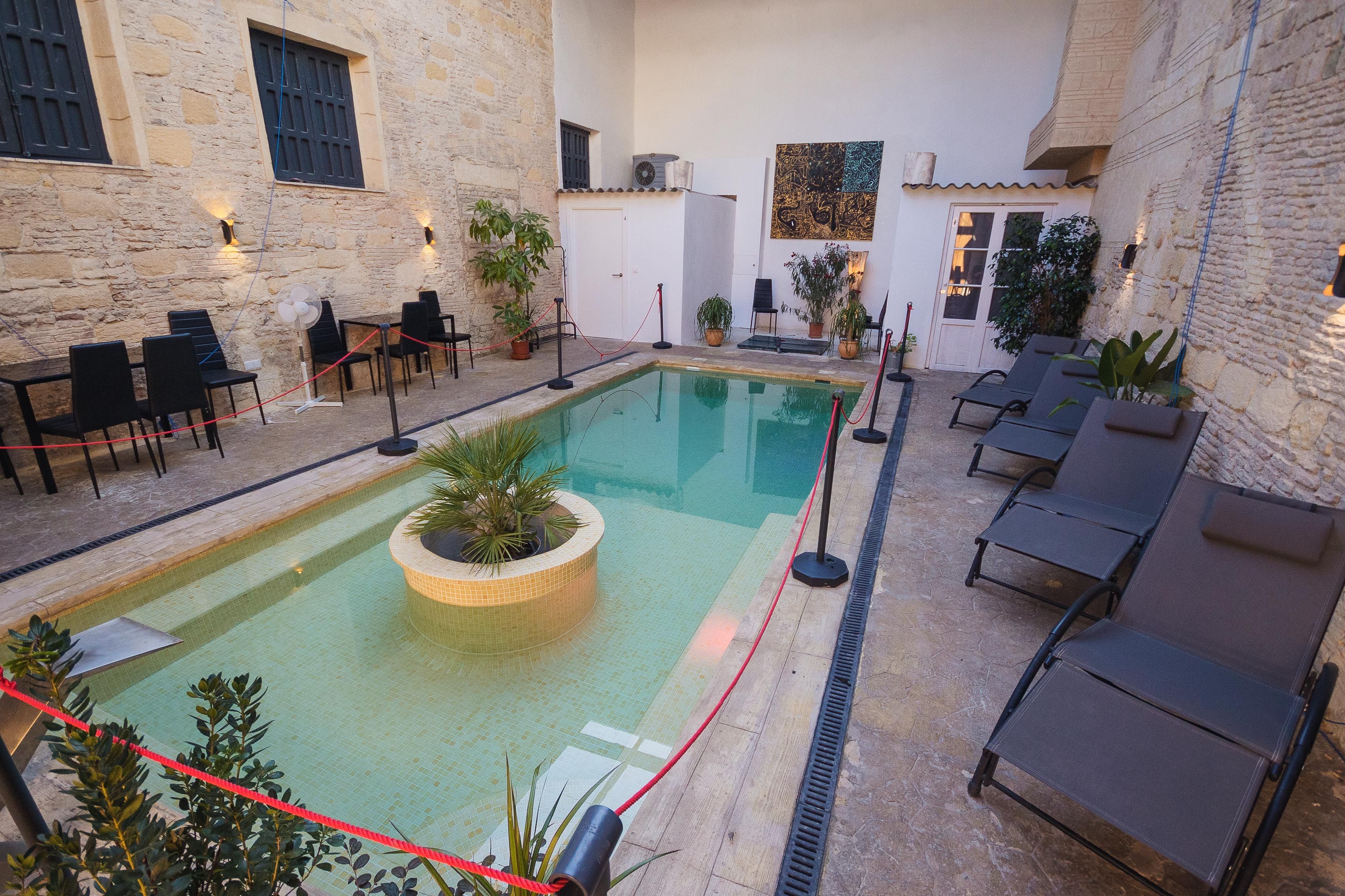 Vista general del patio central del establecimiento. MANU GARCÍA