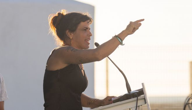 Teresa Rodríguez, en el "acto central" de la campaña de Adelante Andalucía celebrado en Cádiz.    MANU GARCÍA