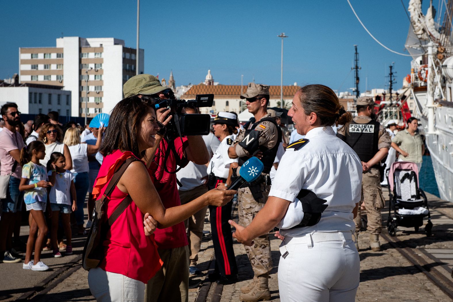 Saludos a la llegada.