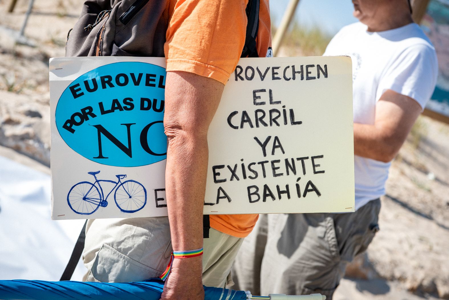 MANIFESTACION ECOLOGISTAS EUROVELO 8