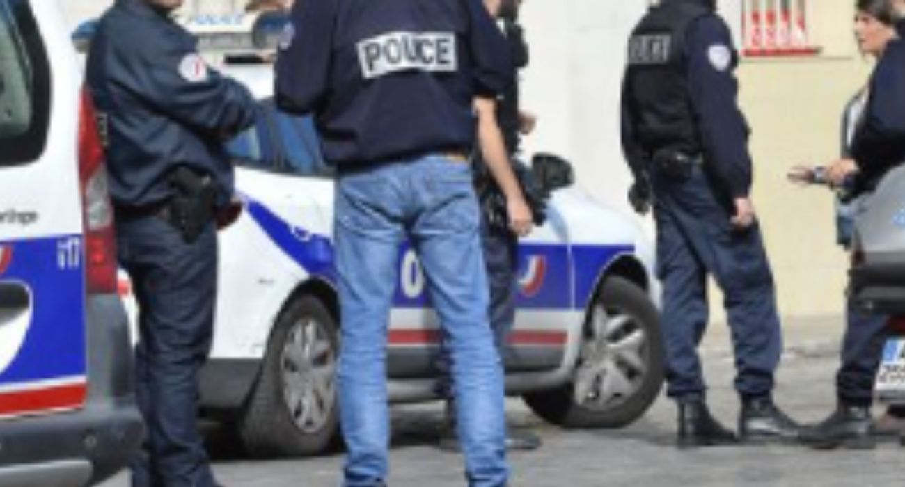 Efectivos policiales en Francia.