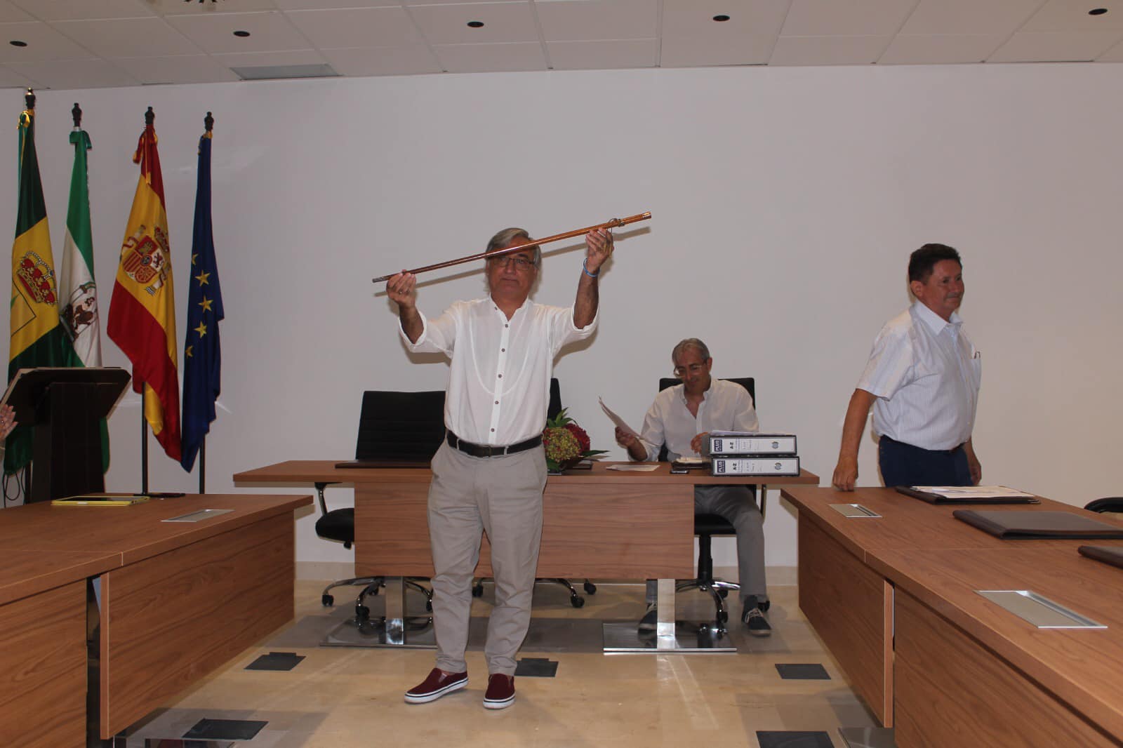 Dimite el alcalde de El Ronquillo, en Sevilla.