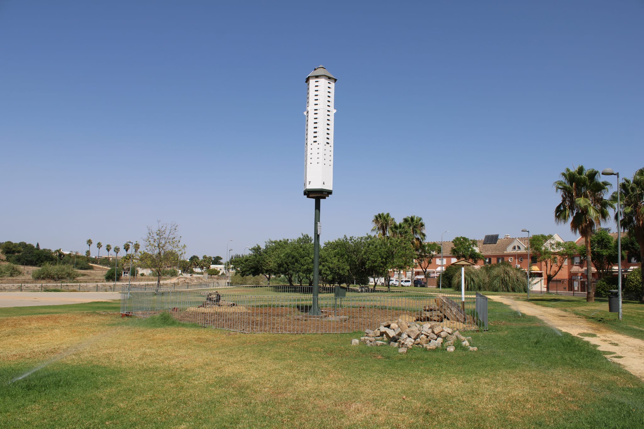 Torre antimosquitos en Coria.