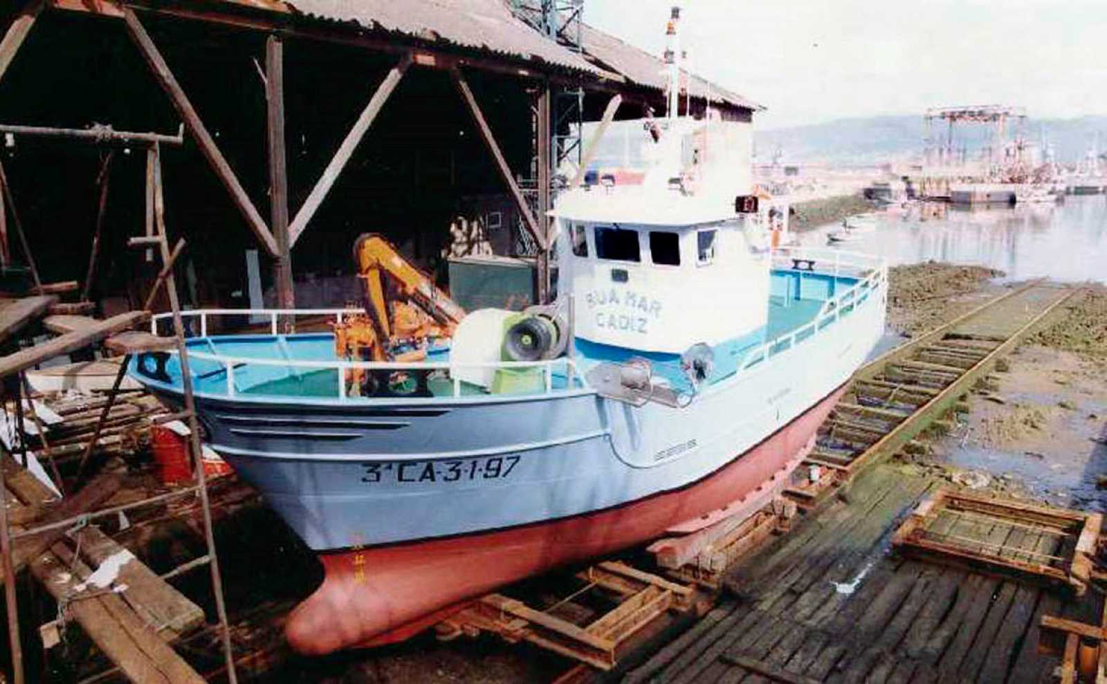 El pesquero 'Rúa Mar' en una foto del registro de pesqueros del Ministerio de Agricultura, Pesca y Alimentación.