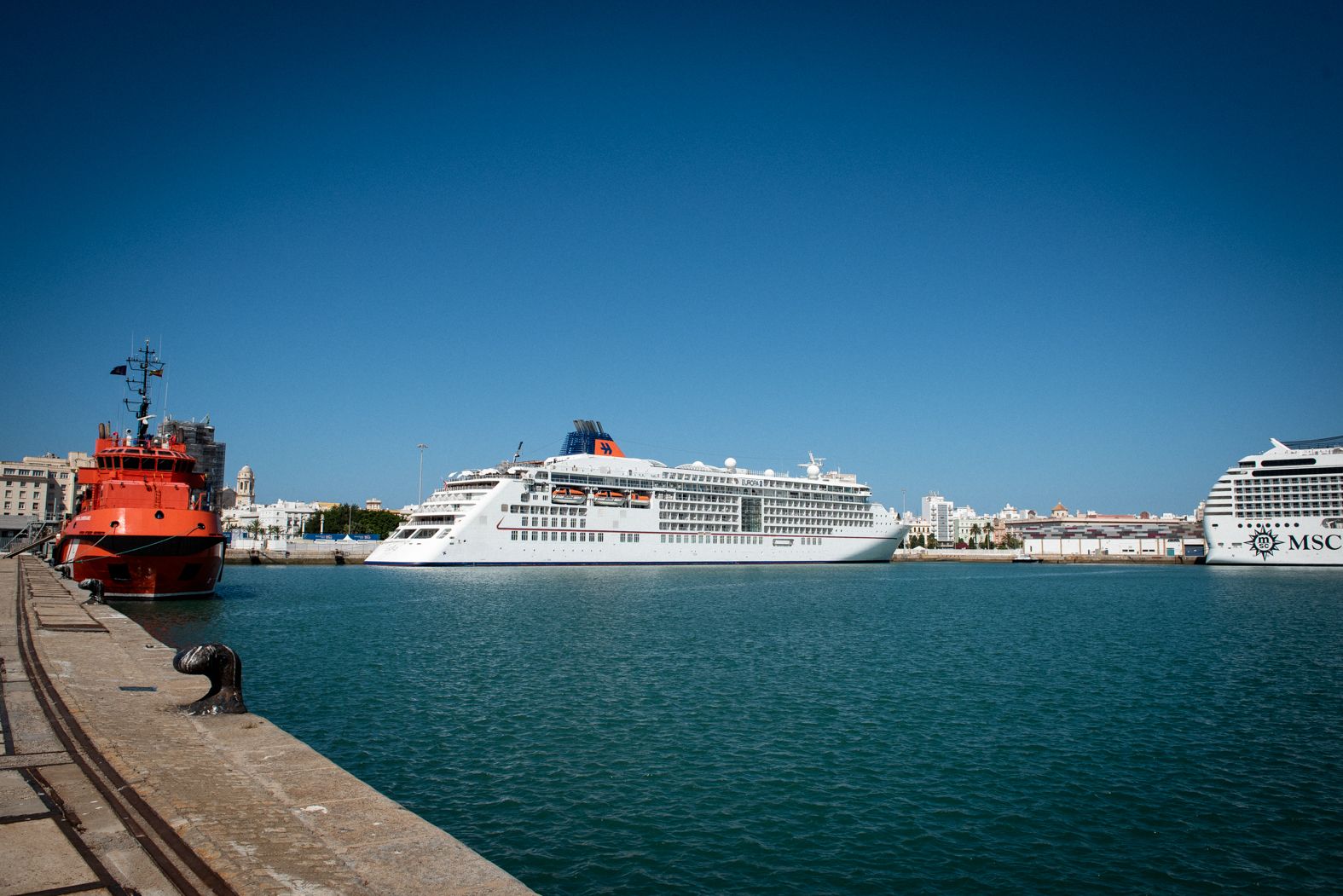 Muelles de Cádiz en el que se produjeron los hechos este sábado 8 de marzo.