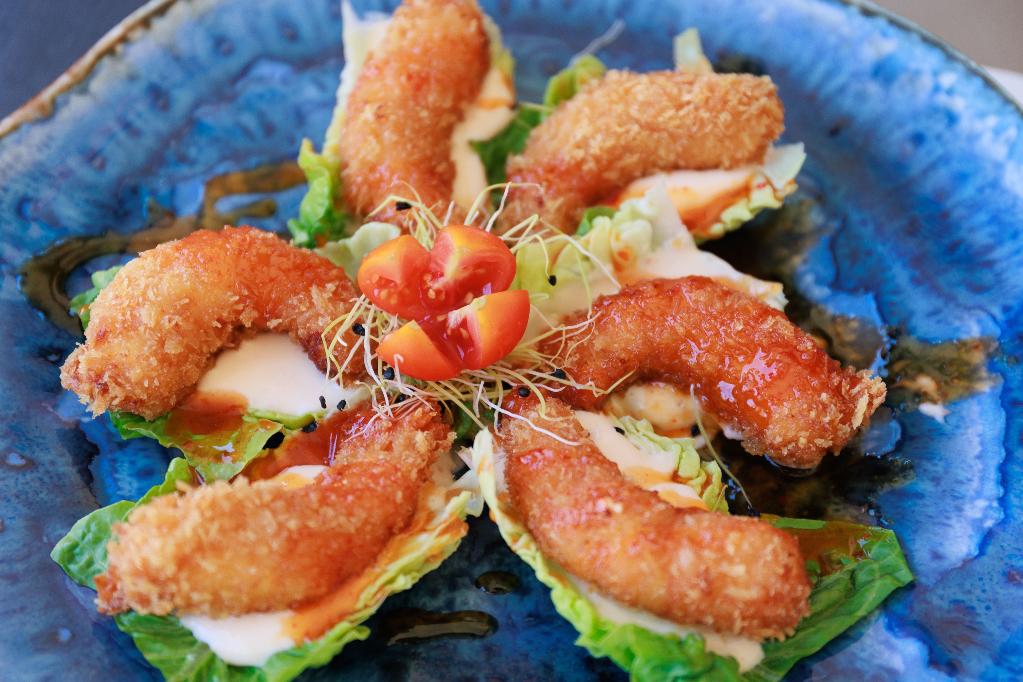 Langostinos en tempura de La Casona, restaurante ubicado en el entorno del puerto de Tarifa.  