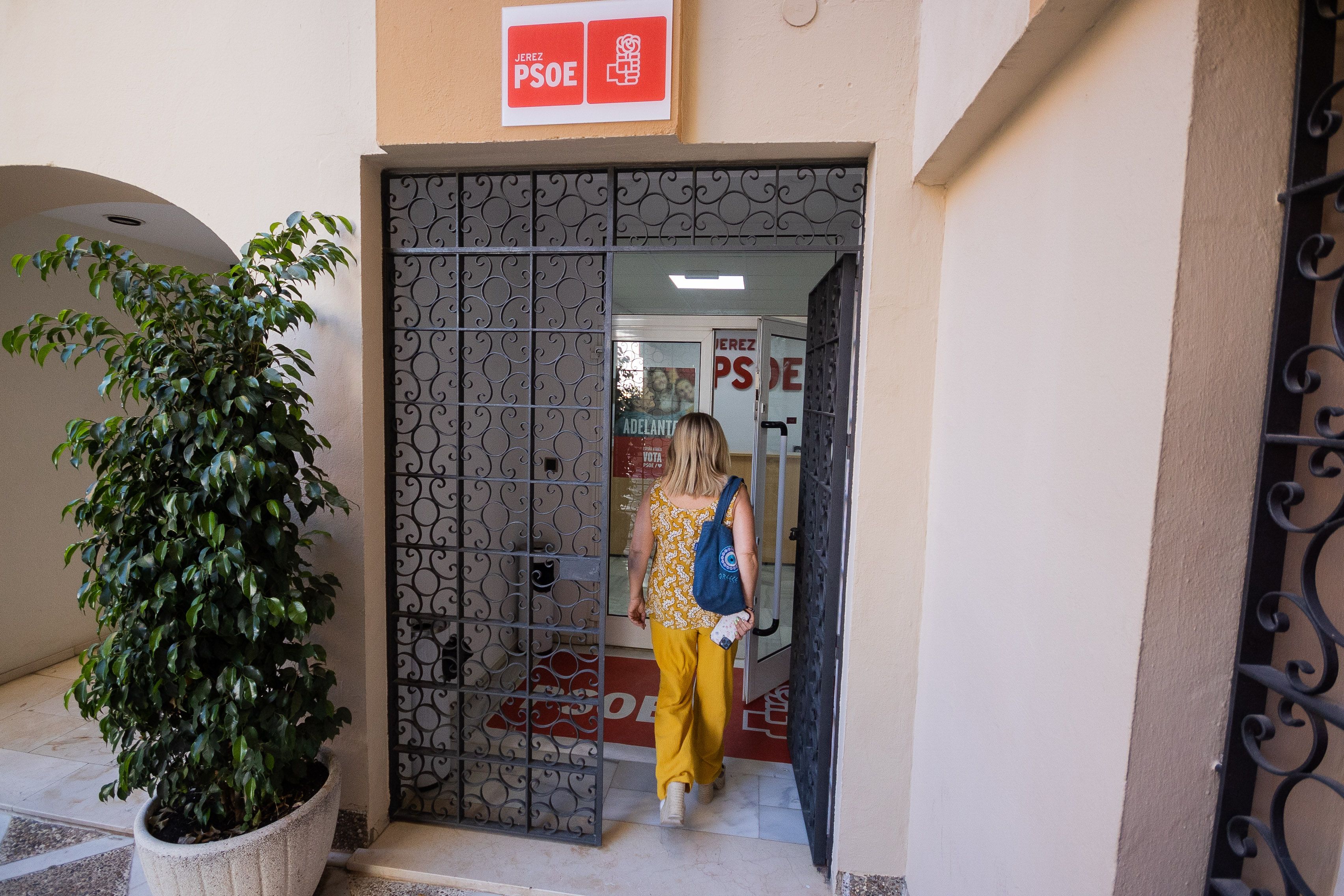 Mamen Sánchez, en la sede del PSOE de Jerez.