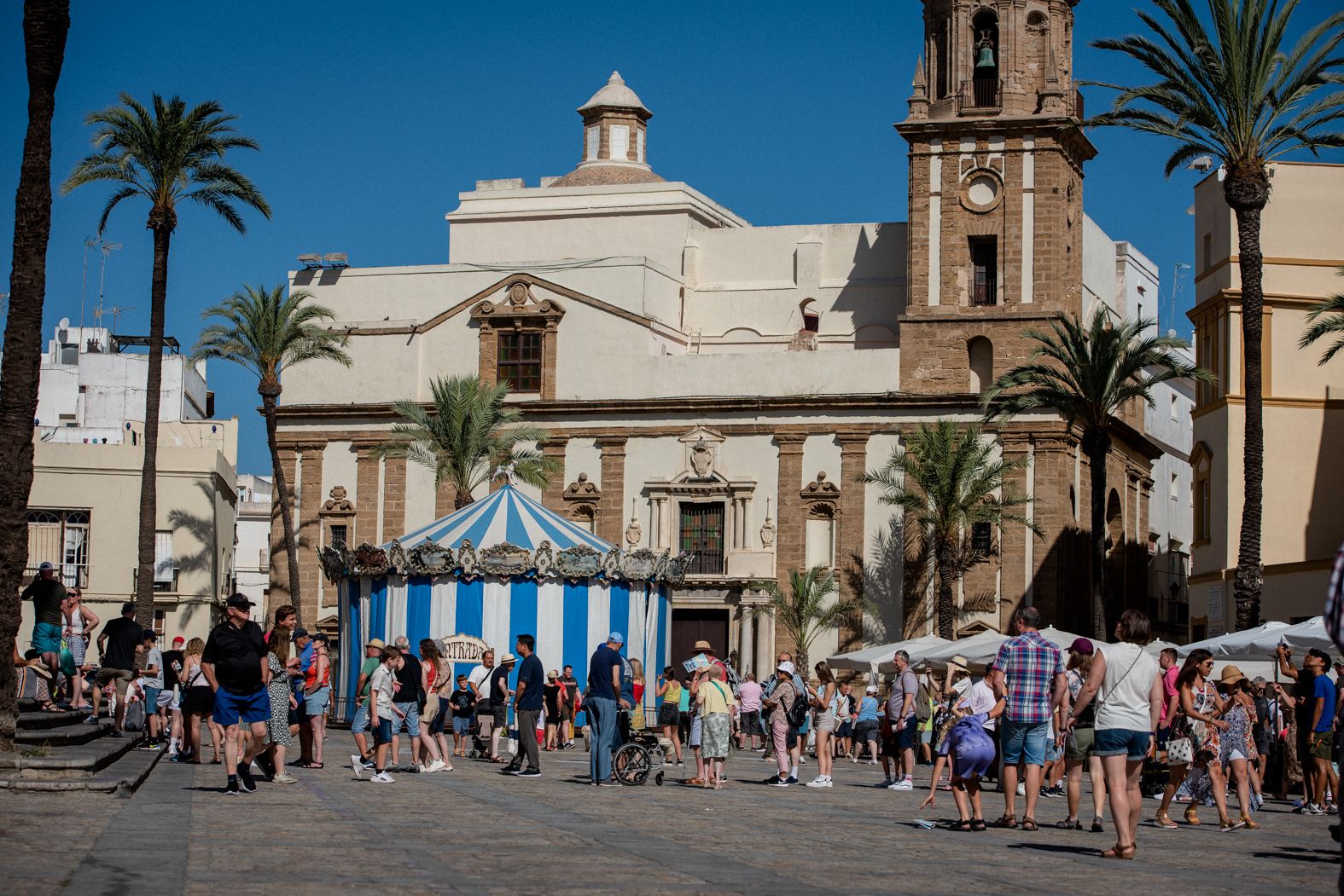 Cádiz, abarrotado este martes por los cruceros. 