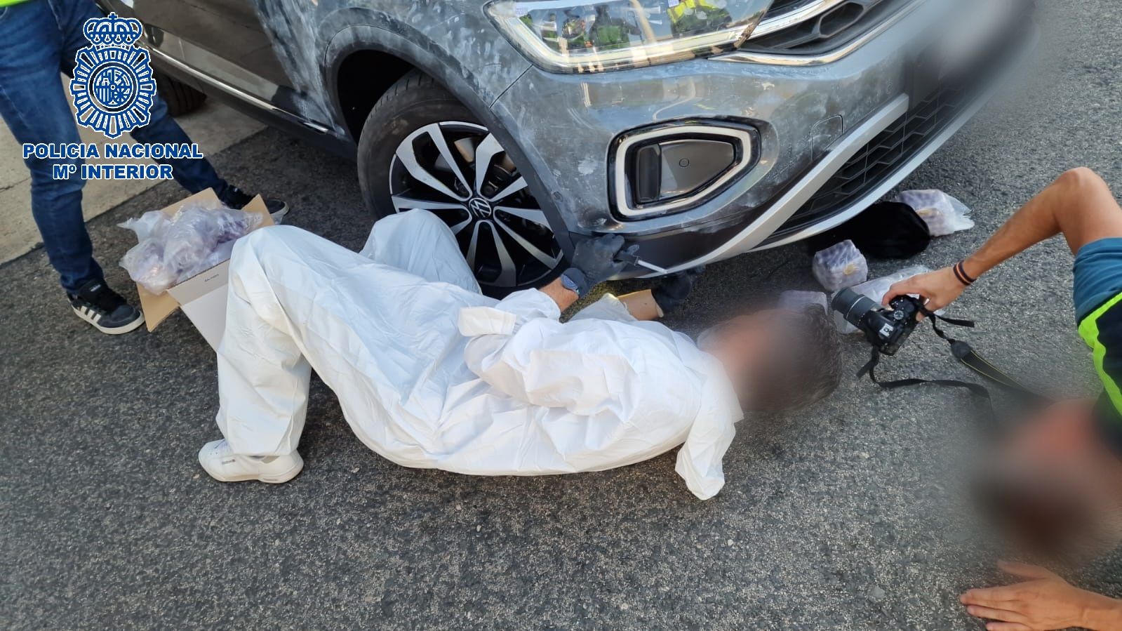 56 kilos de hachís en el interior del coche que la Policía interceptó en Algeciras.