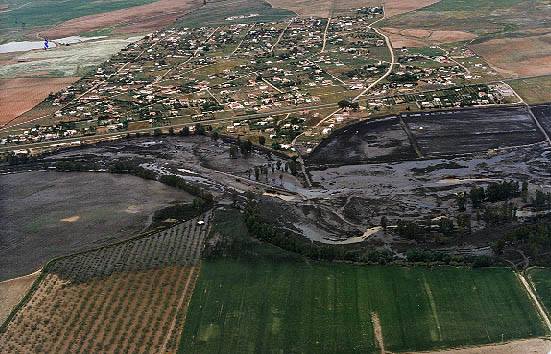 Más 1.600 hectáreas de cultivos bajo plástico ilegales en Doñana "se siguen regando sin permiso".