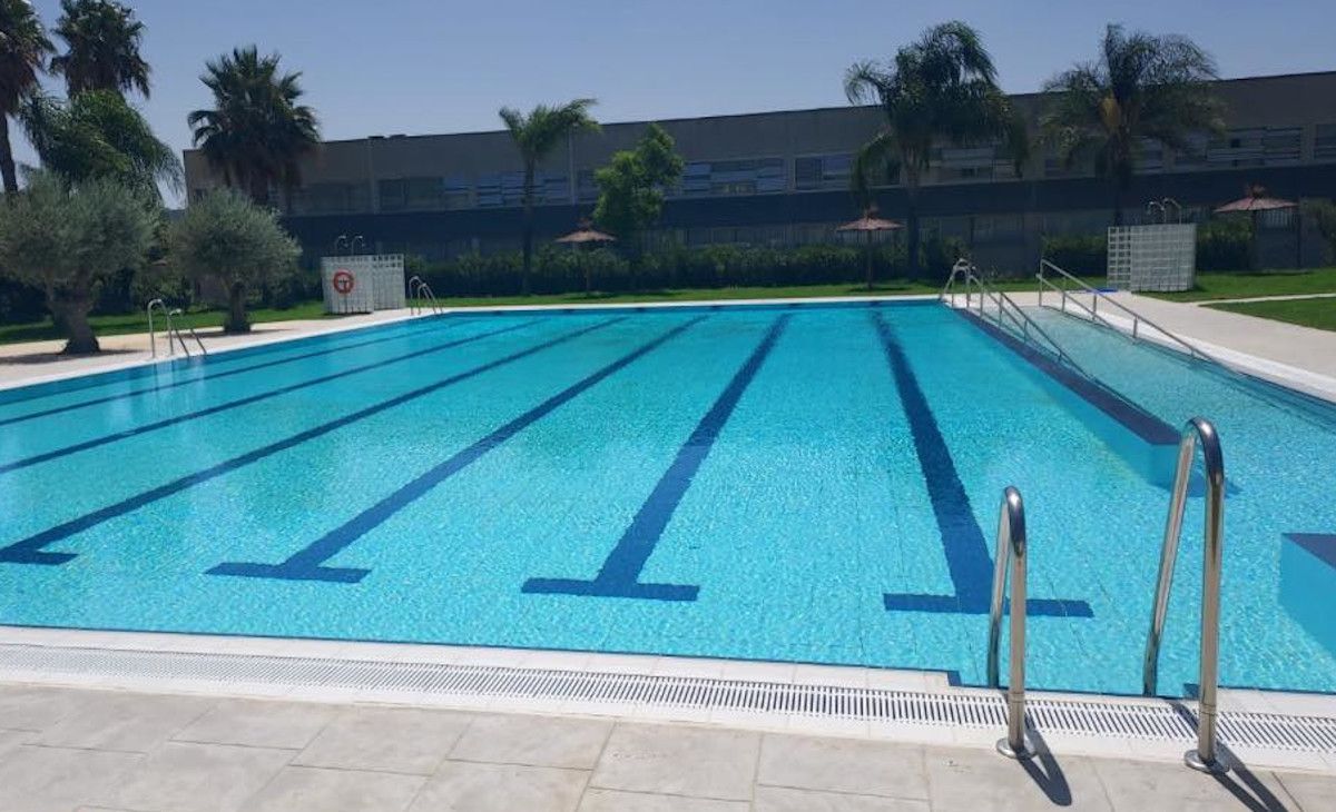 Así es la nueva piscina municipal de San Martín del Tesorillo, en la provincia de Cádiz. 