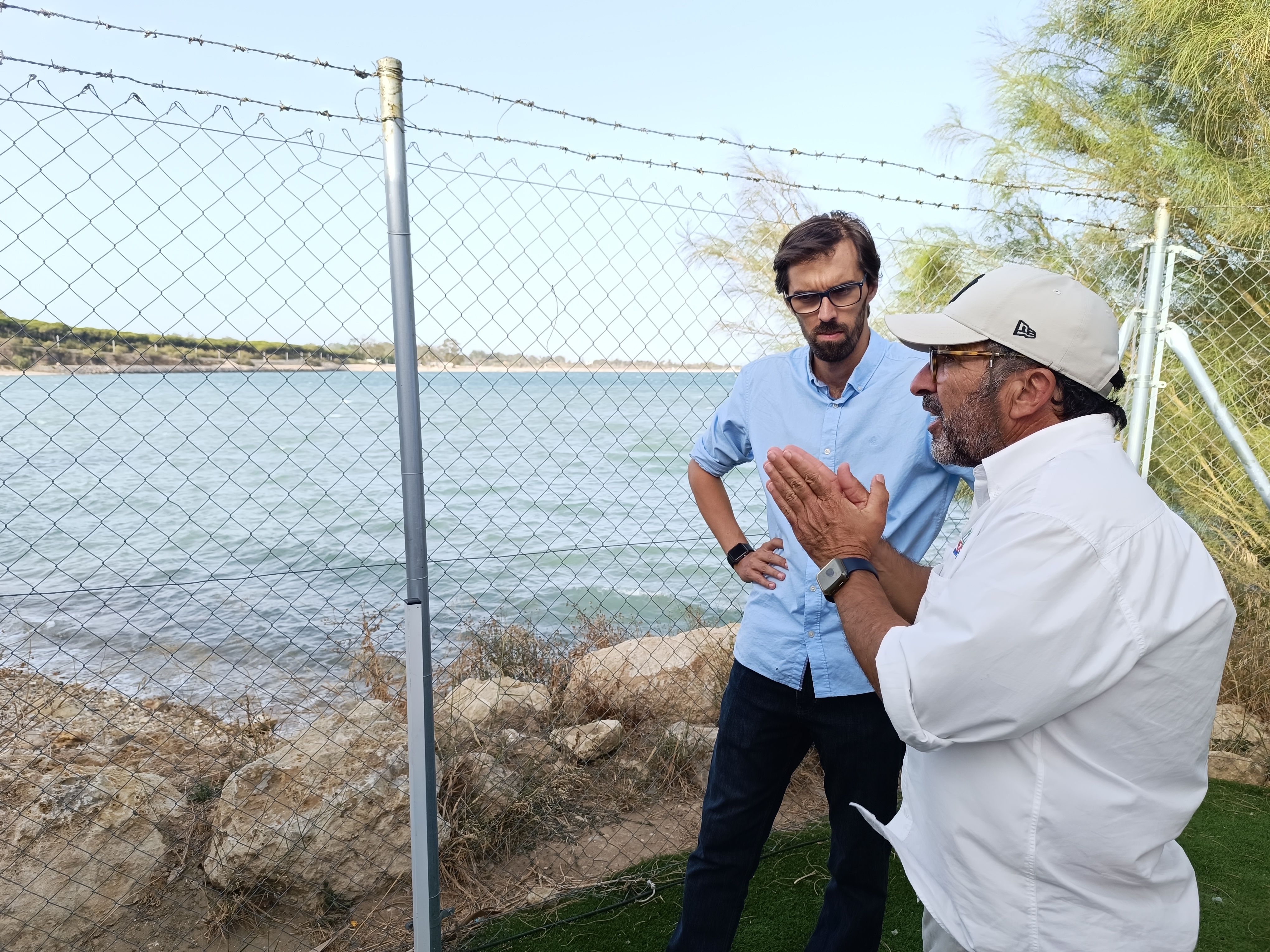 Visita del portavoz municipal de Izquierda Unida, José Luis Bueno a la sede de Federación Andaluza de Vela en Puerto Sherry. Visita del portavoz municipal de Izquierda Unida, José Luis Bueno a la sede de Federación Andaluza de Vela en Puerto Sherry.
