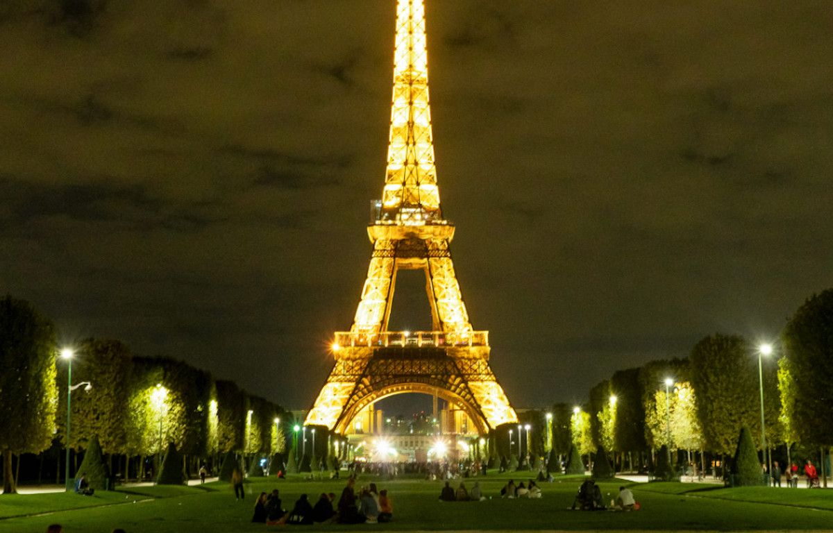 Torre Eiffel en una imagen de 'Facebook'.  LUISERNESTOMED