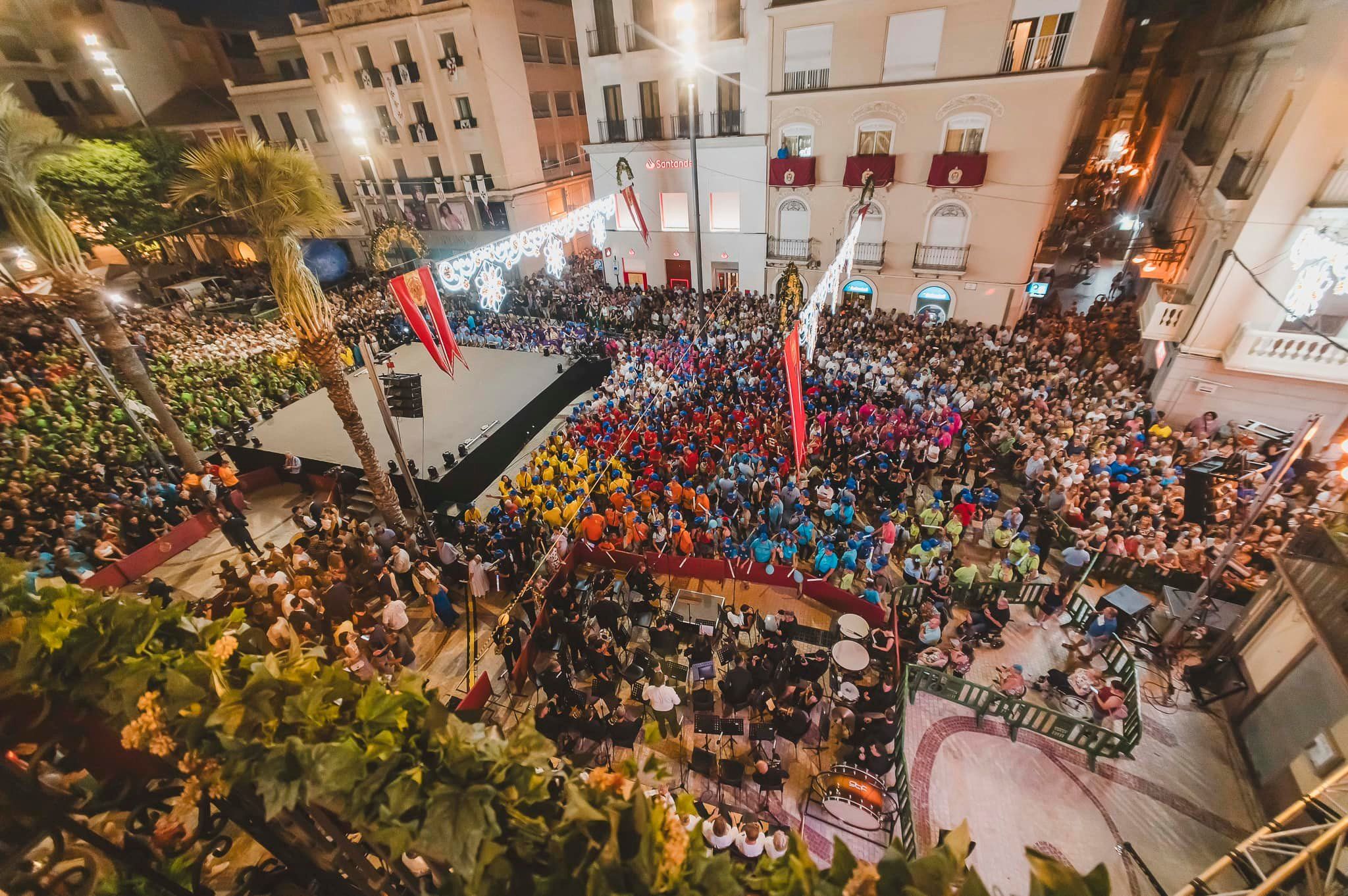 Fiestas patronales de Elche, donde cuatro jóvenes han realizado tocamientos a una menor. Fiestas patronales de Elche, donde cuatro jóvenes han realizado tocamientos a una menor.