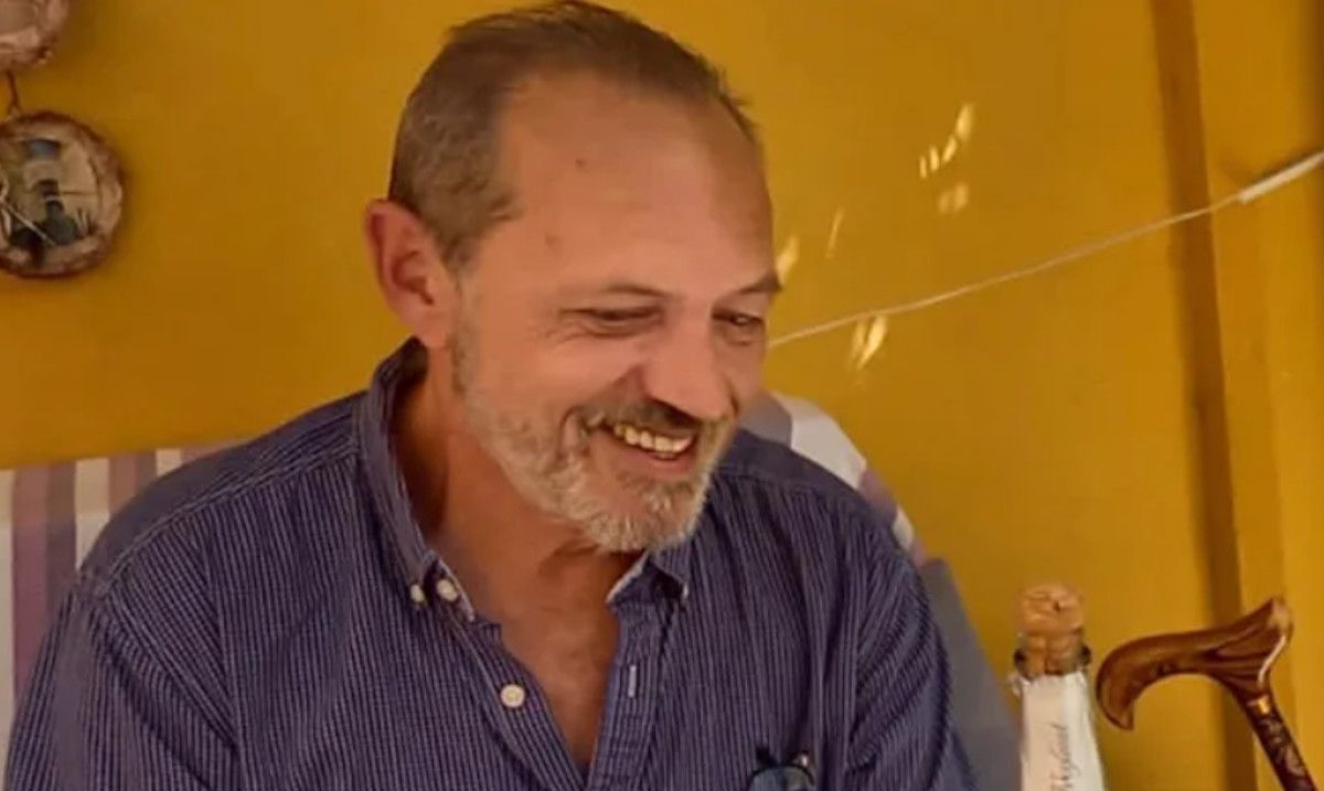 Ricardo necesita ayuda tras sufrir un grave accidente que le ha dejado tetrapléjico. Ricardo necesita ayuda tras sufrir un grave accidente que le ha dejado tetrapléjico.